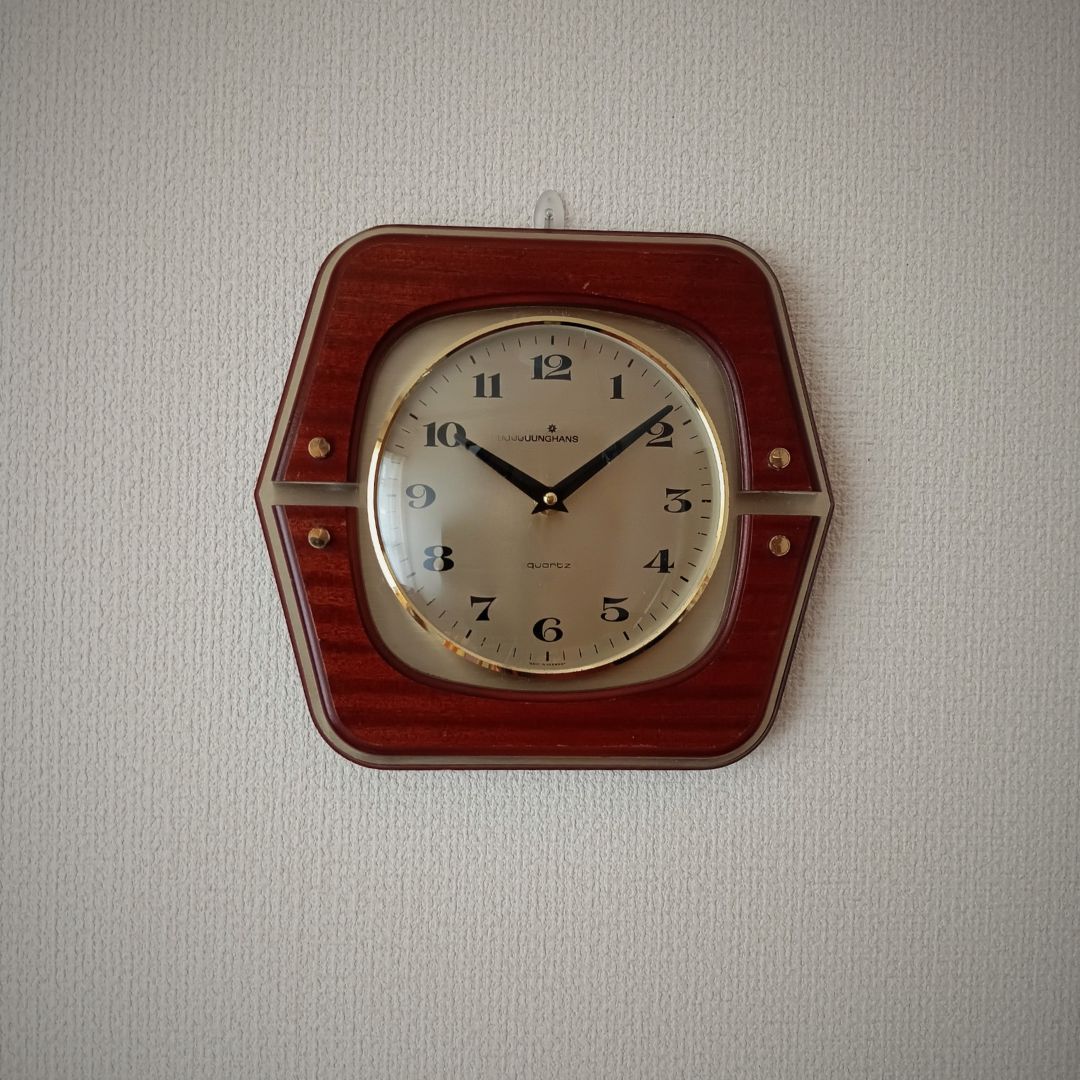 ⭐今月の時計⭐JUNGHANS ノスタルジア