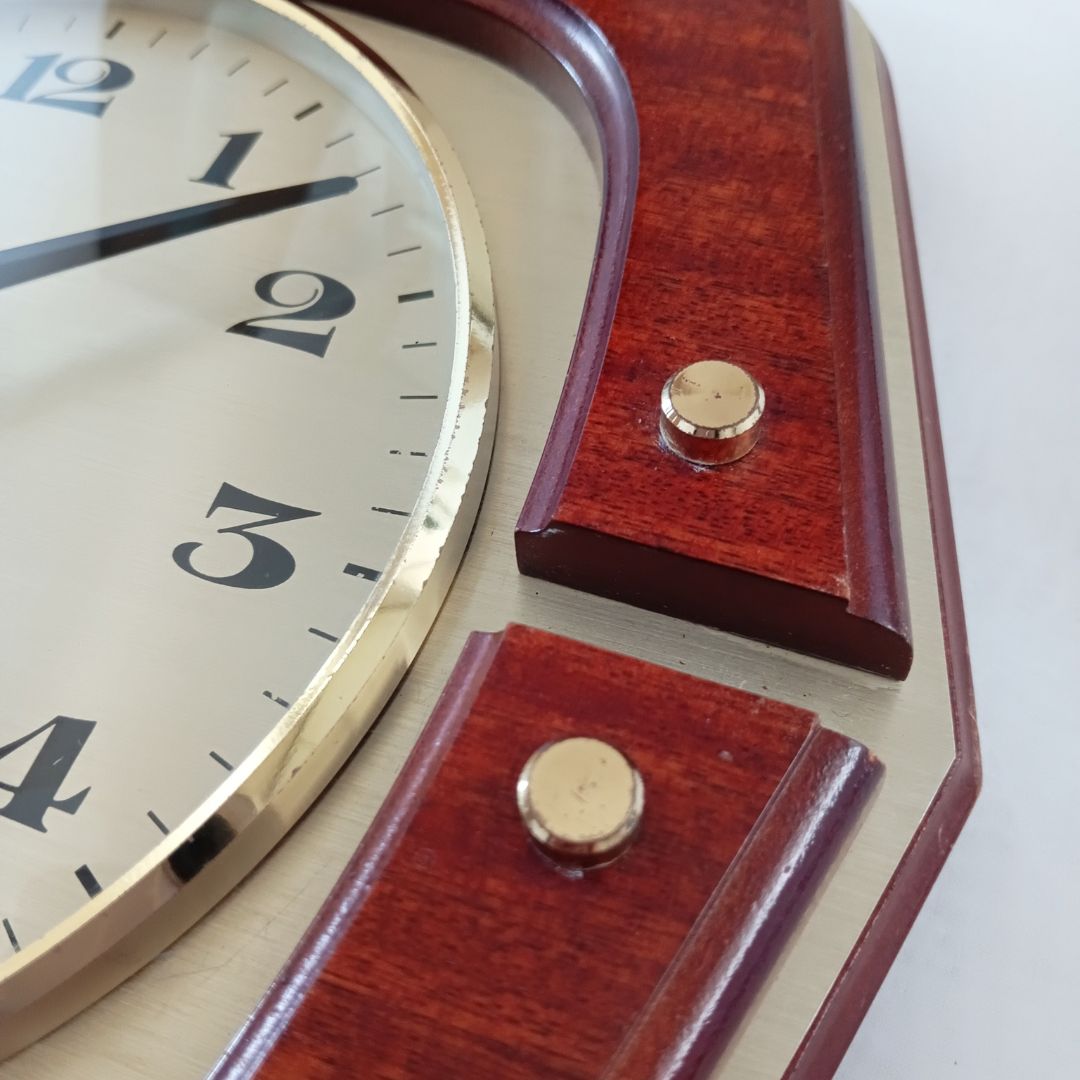 ⭐今月の時計⭐JUNGHANS ノスタルジア